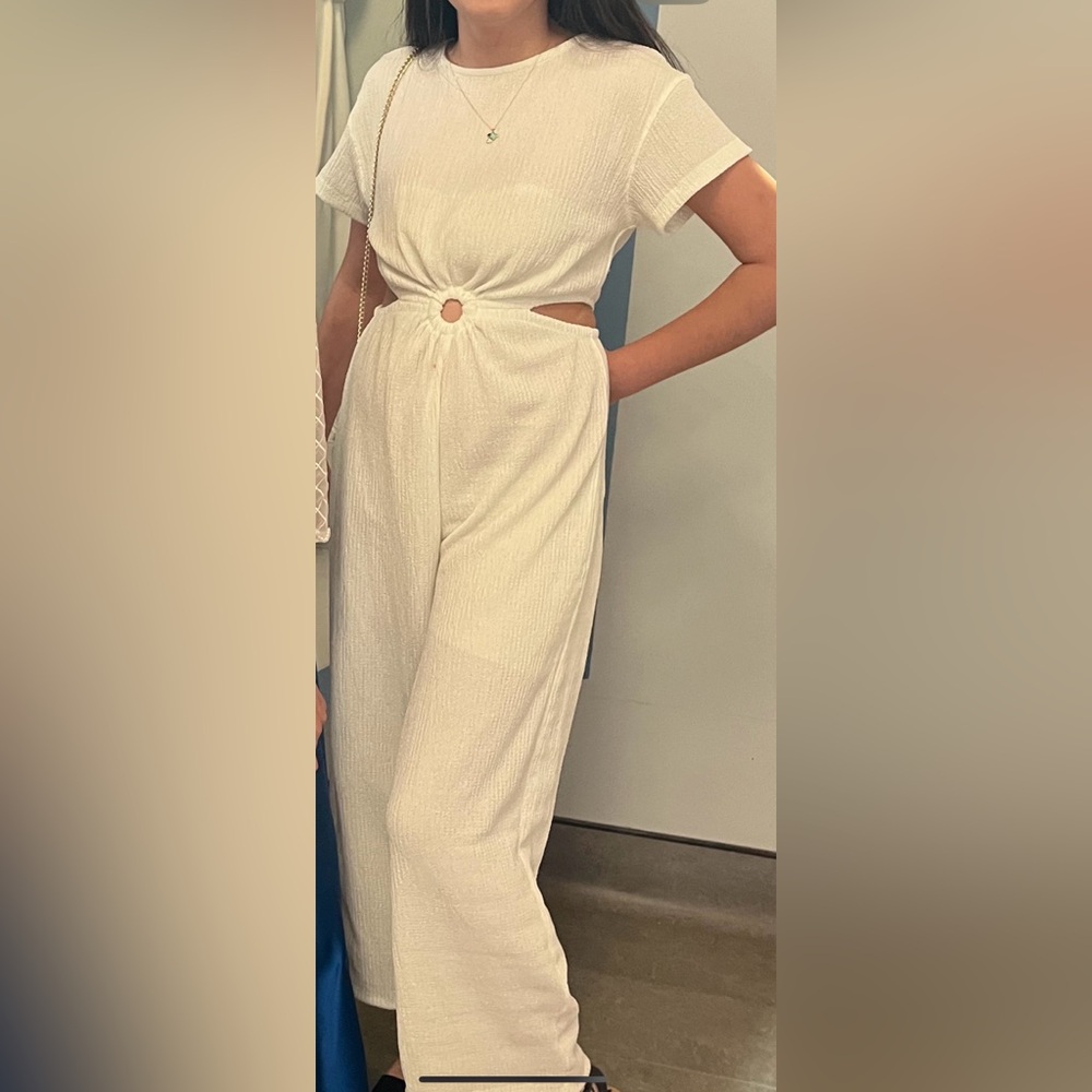 Elegant White Jumpsuit